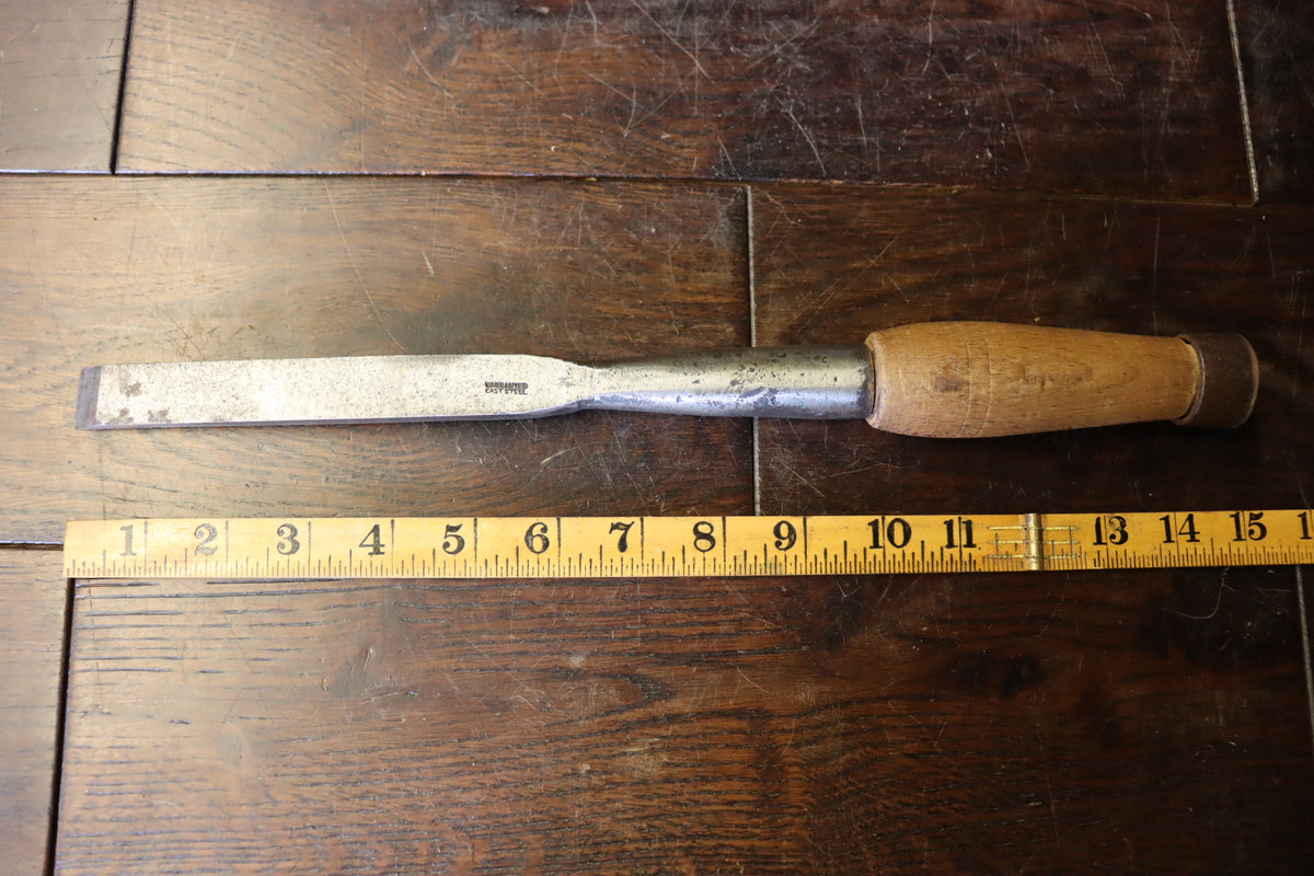 Firmer Chisel 13/16". Glasgow. Socketed. Steel striking ferrule. 46061