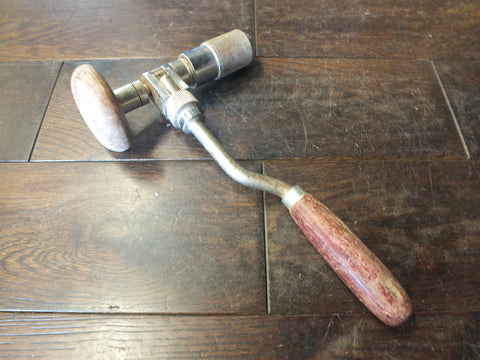 Corner Ratchet Brace. Good working order. 46320