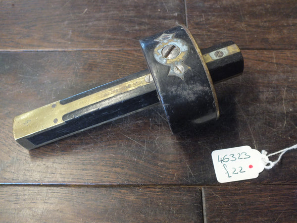 Mortise gauge. Ebony and brass. Good working order. Beautiful instrument. 46323