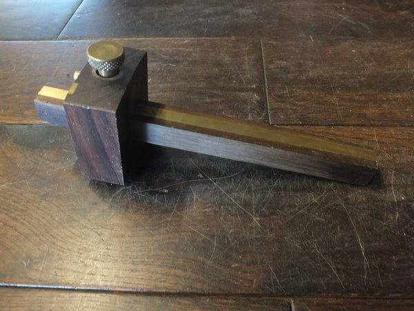 Marking Gauge. Axminster Tools. Rosewood & brass. Good cutter and free moving. 46328