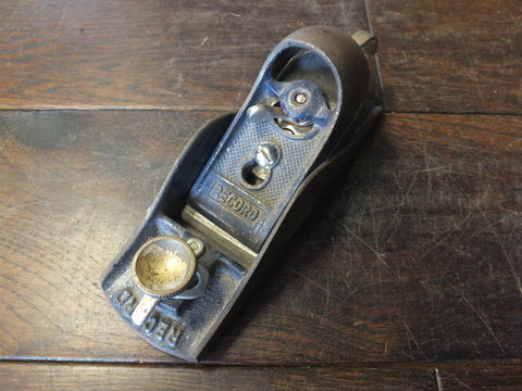 Record 09 1/2 Block Plane. 1 5/8 inch blade on a 20 degree bed. Very good condition. 46315