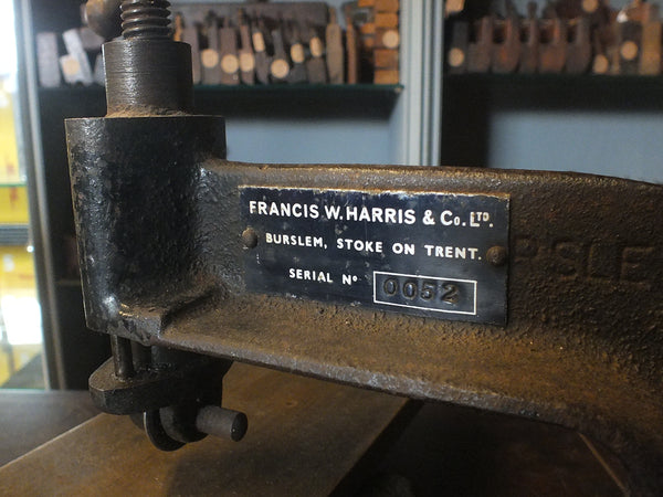 Francis w Harris & Co of Stoke on Trent vintage Tile Cutter 46339