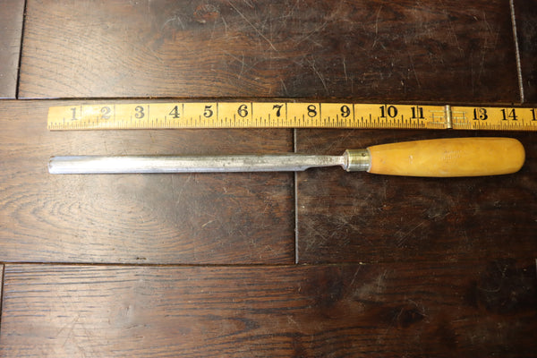 Patternmaker's incannel gouge. Boxwood handle. 1/2" 8 sweep. 46136