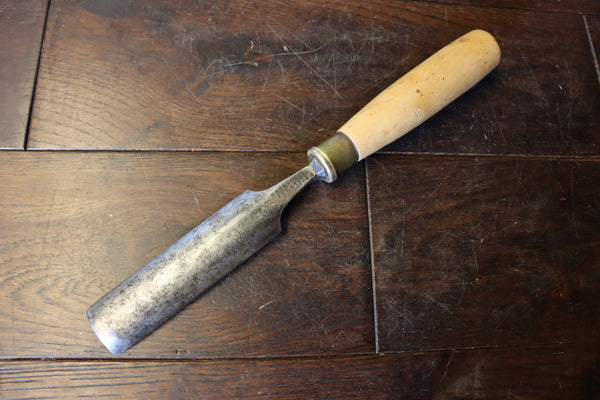 E. Thompson Gouge. Cast steel 1" with 7 sweep. Very old but clean and well maintained. New boxwood handle. 46194