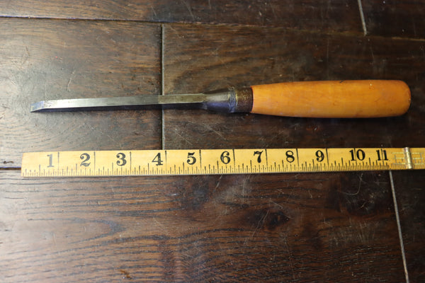 Mortice Chisel. 1/4". Hale Bros. Horse's Head  imprint. Very good condition with very clean boxwood handle. 46216