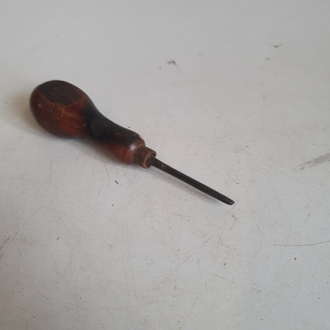 6 1/2" Vintage Screwdriver 43401