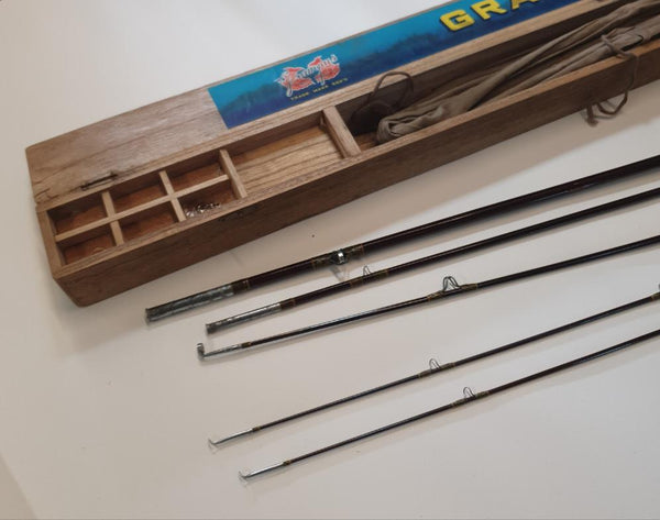 Kiraku Split Bamboo Fishing Rod in Wooden Box 44466