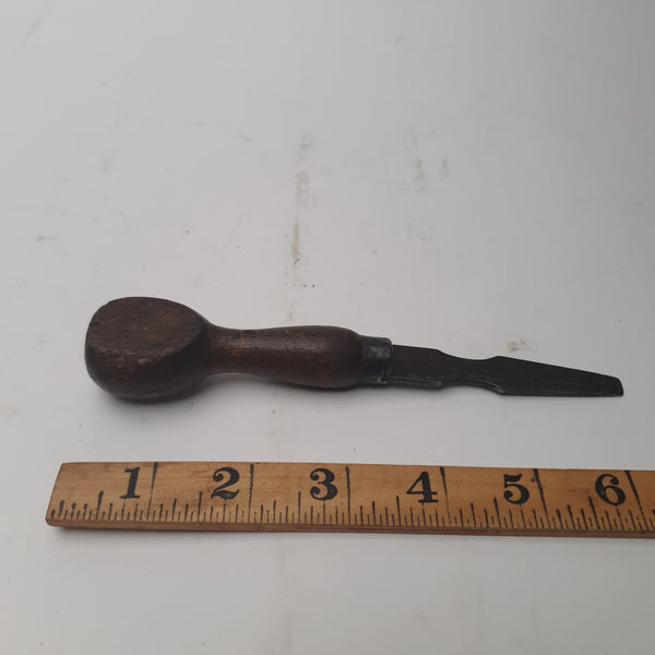 6 1/4" Vintage Screwdriver w 1/4" Edge 45413