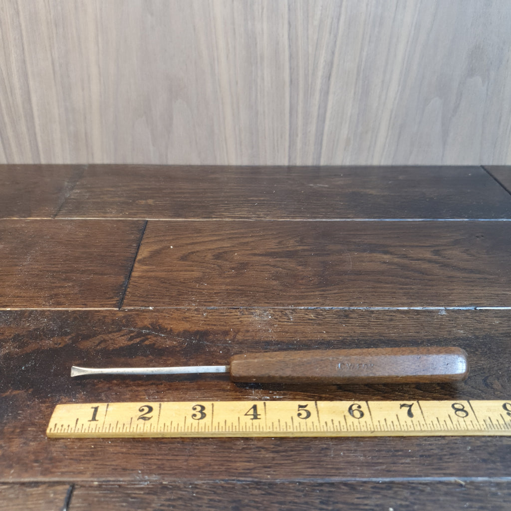 3/16" Vintage Fish Tail Gouge w #5 Sweep 45438 – The Vintage Tool Shop ...