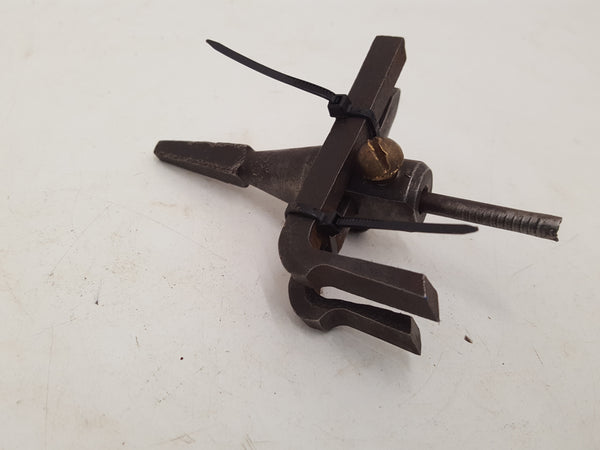 Vintage Circle Cutter w Spare Part 26062