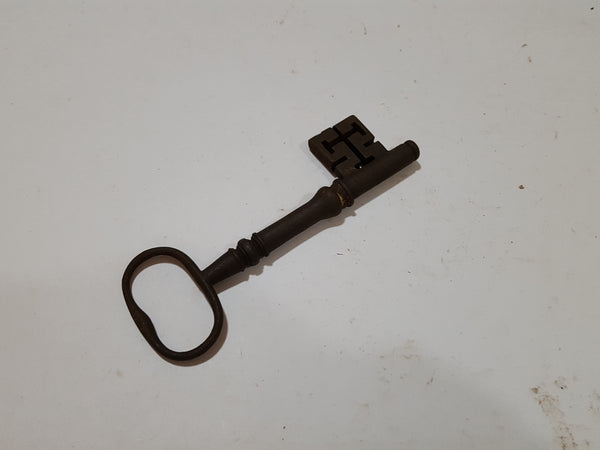 5 1/4" Unusual Vintage Key 27205