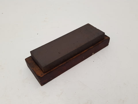 6 x 2" Vintage Sharpening Stone in Damaged Wooden Box 29059