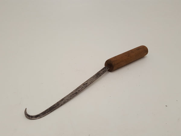 7 1/2" Vintage Steel Hook w Wooden Handle 29086