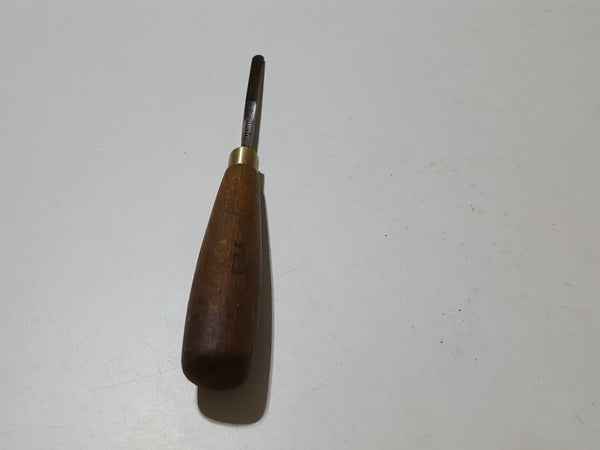 1/4" Vintage Round Nose Chisel w #4 Sweep 34279