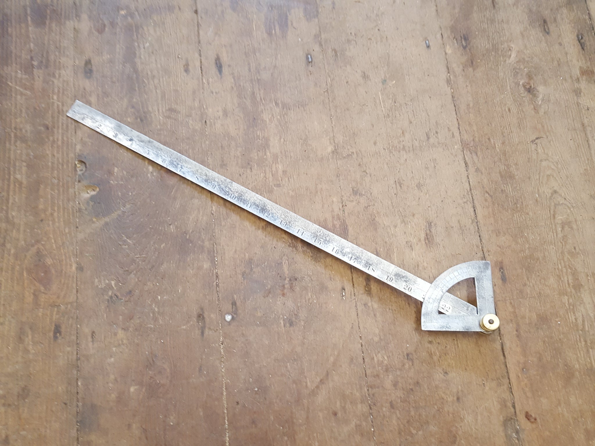 Gorgeous 24" Brass & Steel Angle Finder 32149