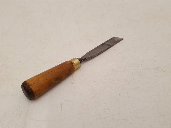 1/2" Vintage C Hill Skewed Double Bevel Chisel 34259