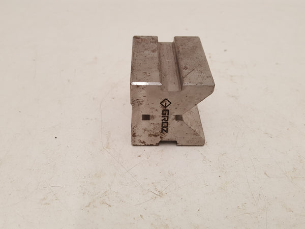 2" x 1 1/2" x 1 1/2" Groz V Block 34698