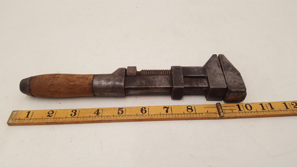 10" Vintage Front Rack Wrench w Wooden Handles 35041
