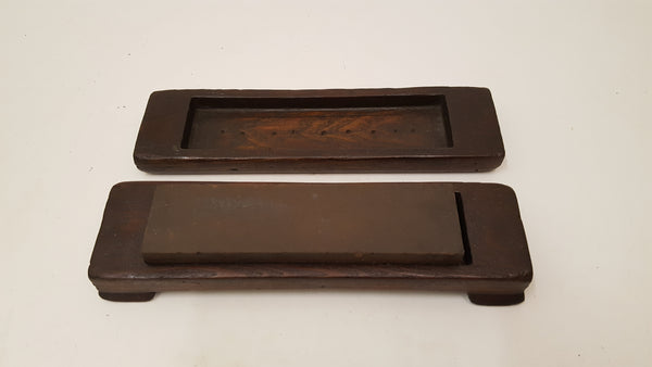 Good Condition 7 3/4" x 2" x 1" Oil Stone in Nice Wooden Box 35820