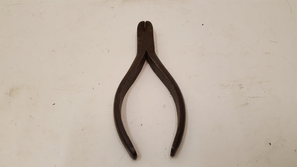 5 1/2" Vintage Wire Cutting Pliers 35655