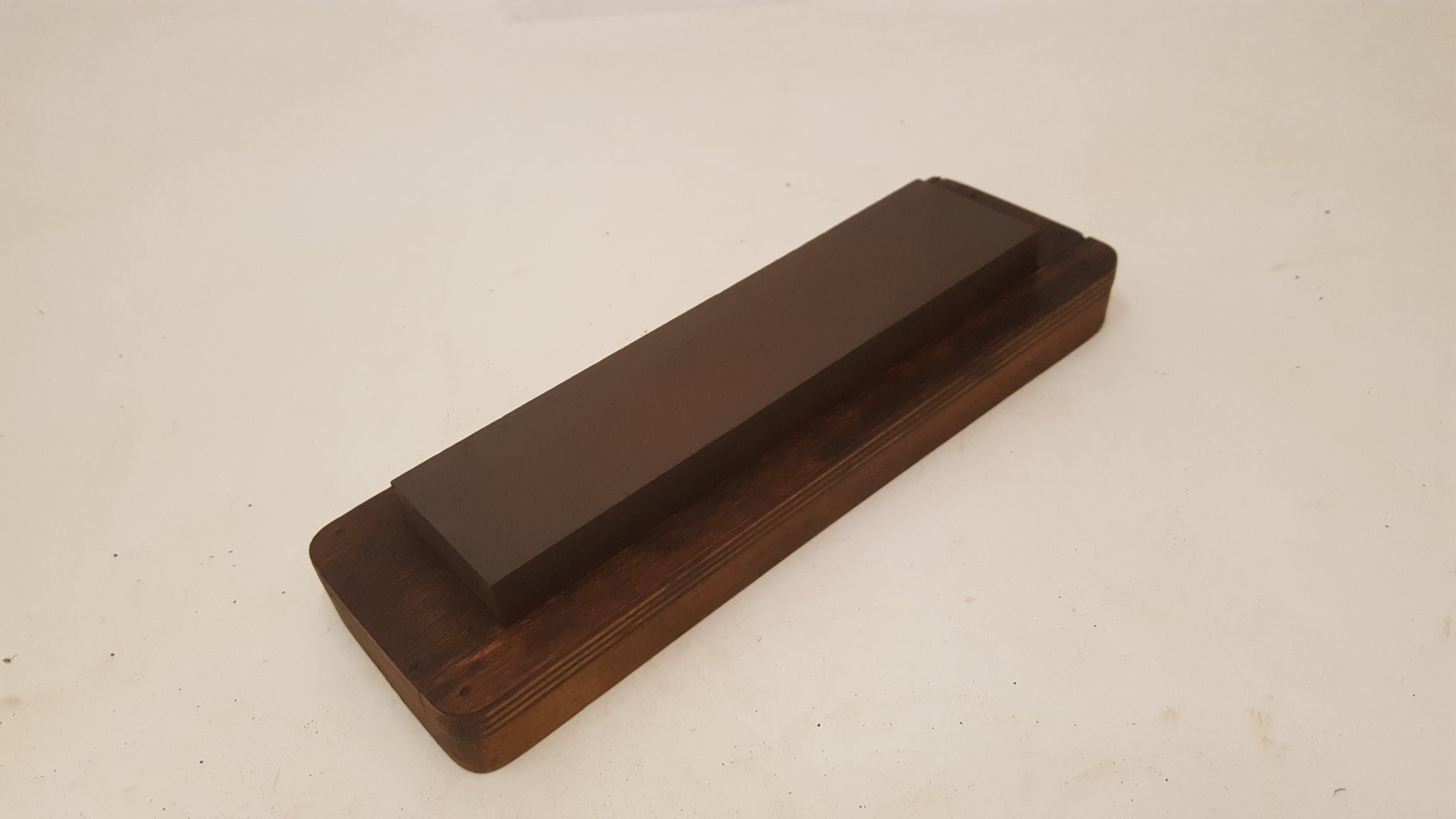 8" x 2" x 1" Combination Sharpening Stone in Wooden Box 36433
