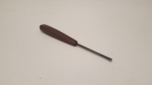 1/4" Vintage Fishtail Gouge w #5 Sweep 37101