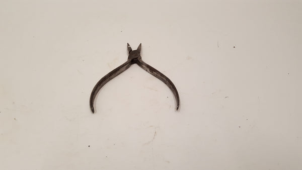 Small 4" Vintage Needle Nose Pliers 37344