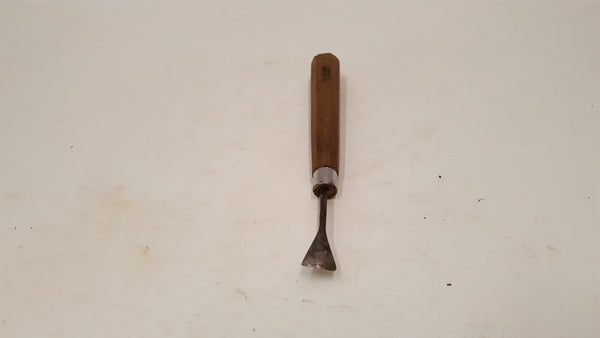 5/8" Vintage Fishtail Gouge w #5 Sweep Cracked Handle 37552