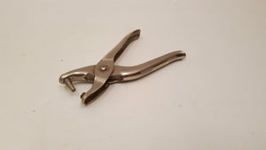Maun Industries No 248 Hole Punch 37802