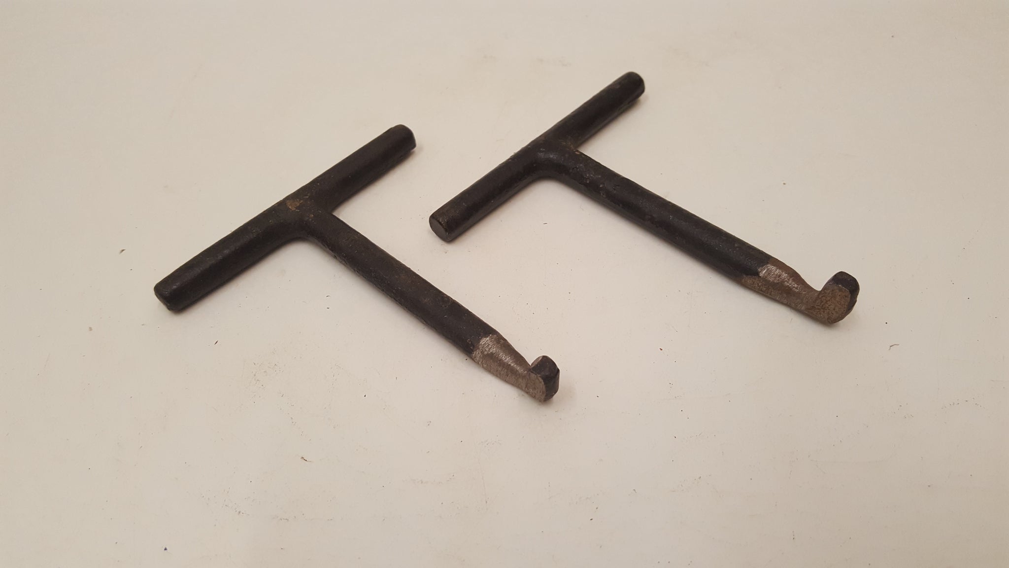 Pair of 4 1/2" Vintage Man Hole Lifting Tools 38227