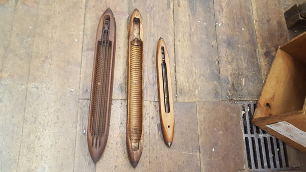 Bundle of 3 Vintage Loom Weaving Shuttlecocks 15 1/2" 21" & 22" 24723