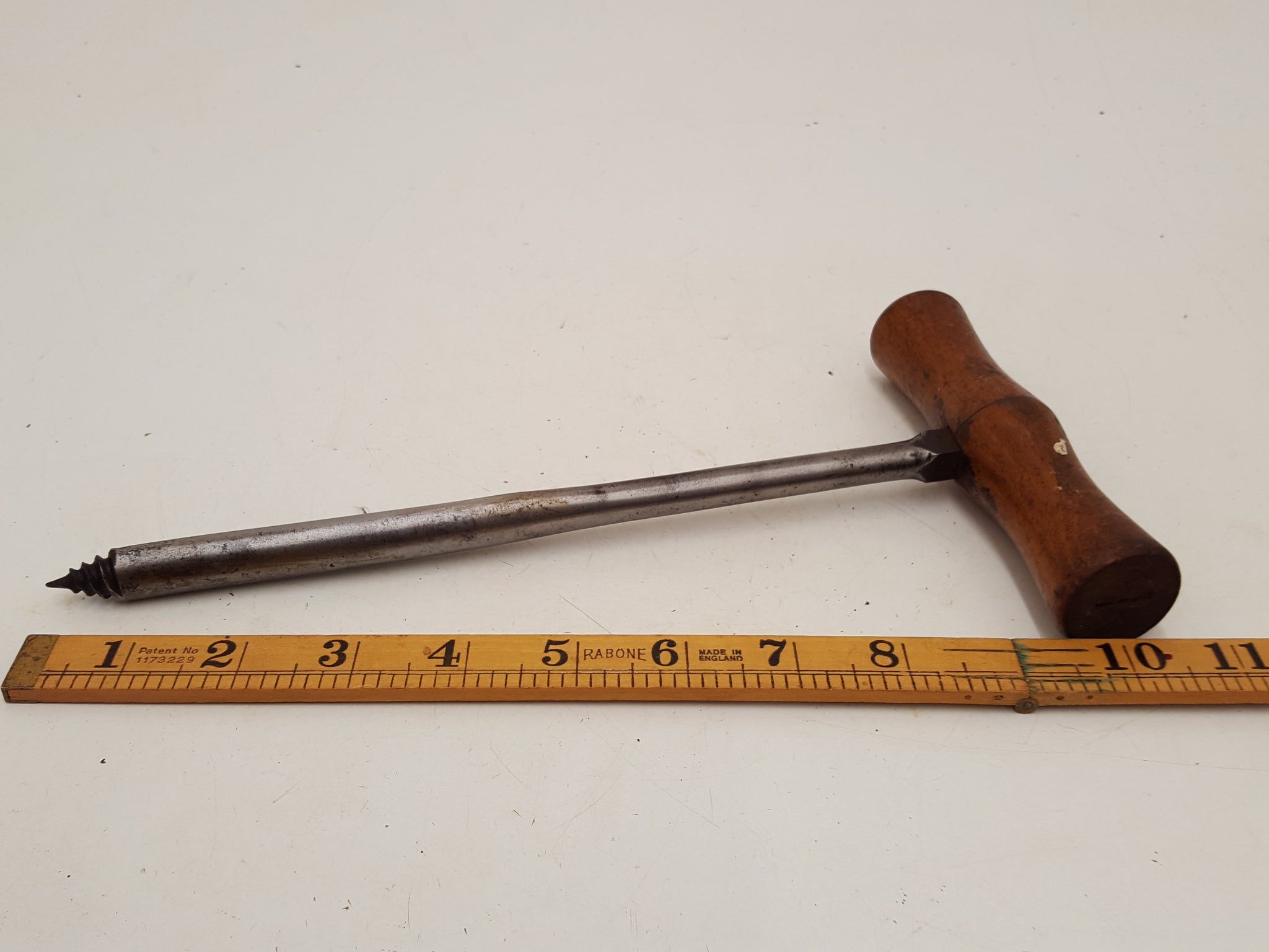 c1/2" Vintage Auger Drill Bit w Wooden Handle 27856