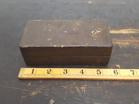 Small 3 x 2" Vintage Carborundum Sharpening Stone in Wooden Box 28681