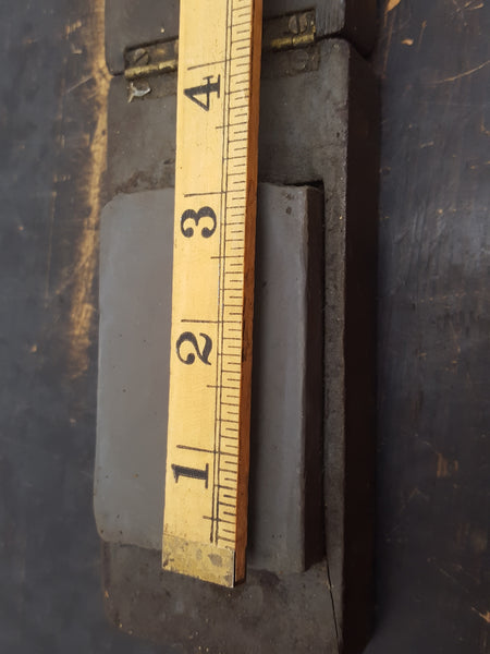 Small 3 x 2" Vintage Carborundum Sharpening Stone in Wooden Box 28681