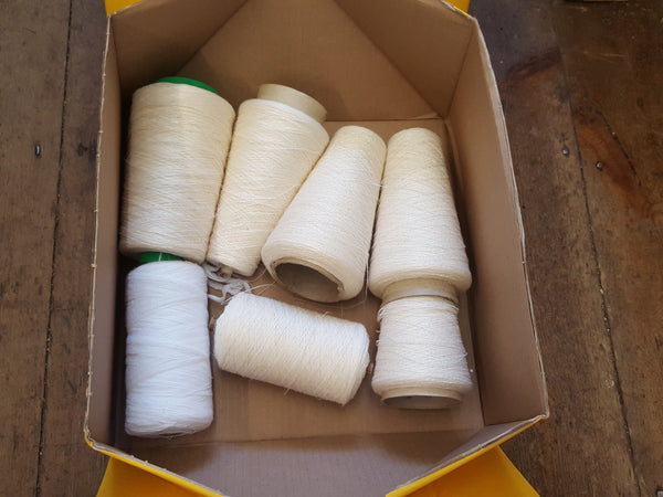 Job lot of 7 Weaving Supplies 30506