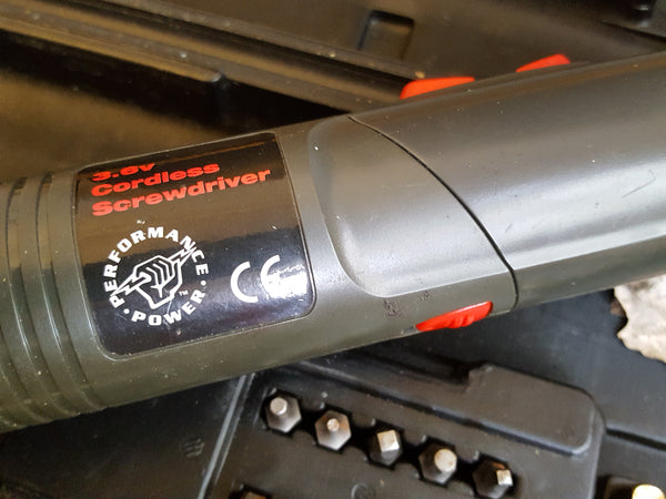 GWO 3.6v Electric Screwdriver in Case 31659