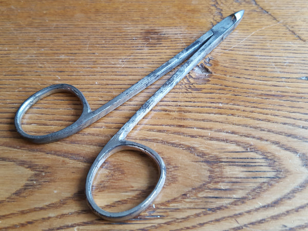 Tiny 4" Vintage Wire Cutters ? Surgical w 1/4" Edge 32689