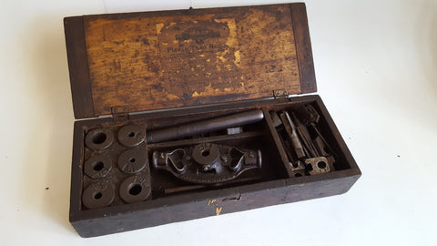 GWO Black & Decker HG 911 Heat Gun 36423 – The Vintage Tool Shop, The Old  Dairy, Carters Barn Farm, Piddlehinton, Dorchester DT2 7TH