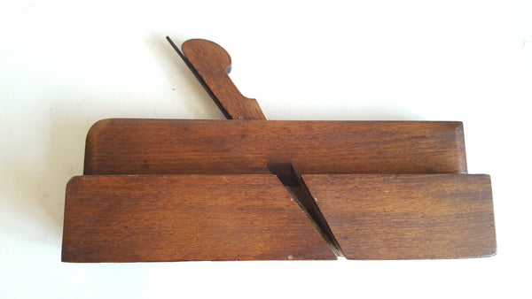 Beautiful 9 1/2" x 1 7/8" Ames #9 Complex Wooden Moulding Plane 40037