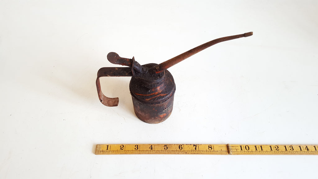 Vintage Green Wesco Oil Can w Plastic Spout 32177 – The Vintage Tool Shop,  The Old Dairy, Carters Barn Farm, Piddlehinton, Dorchester DT2 7TH