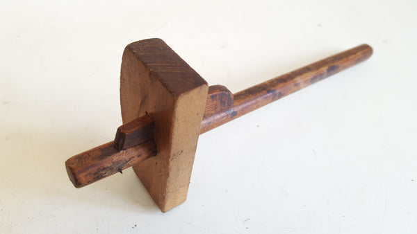 6 1/2" Vintage Wooden Marking Gauge 40628