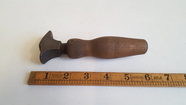 5 1/2" Vintage Leather Workers Glazing Iron 41842