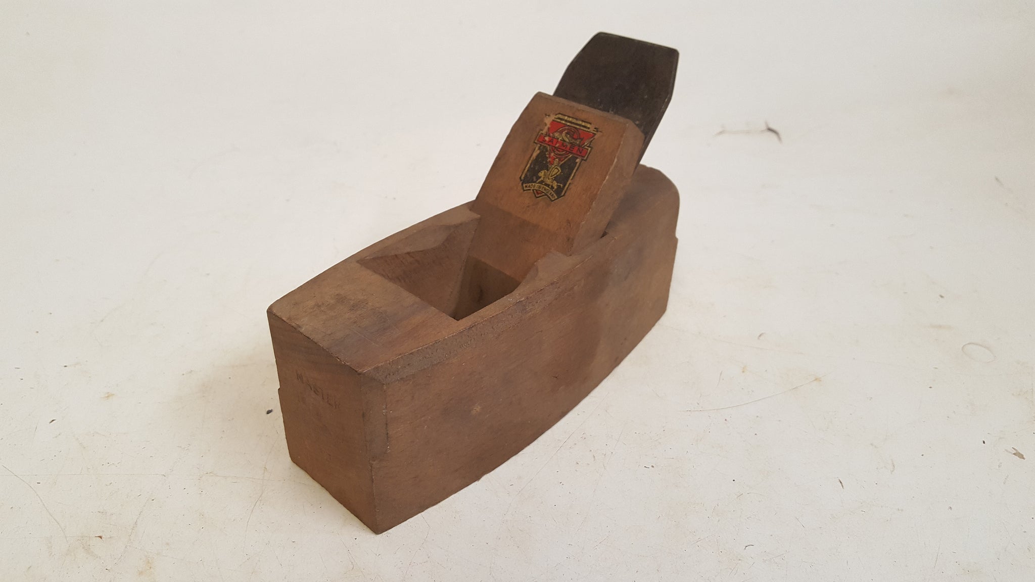 6 1/2" Vintage Saimen Wooden Coffin Plane 42860